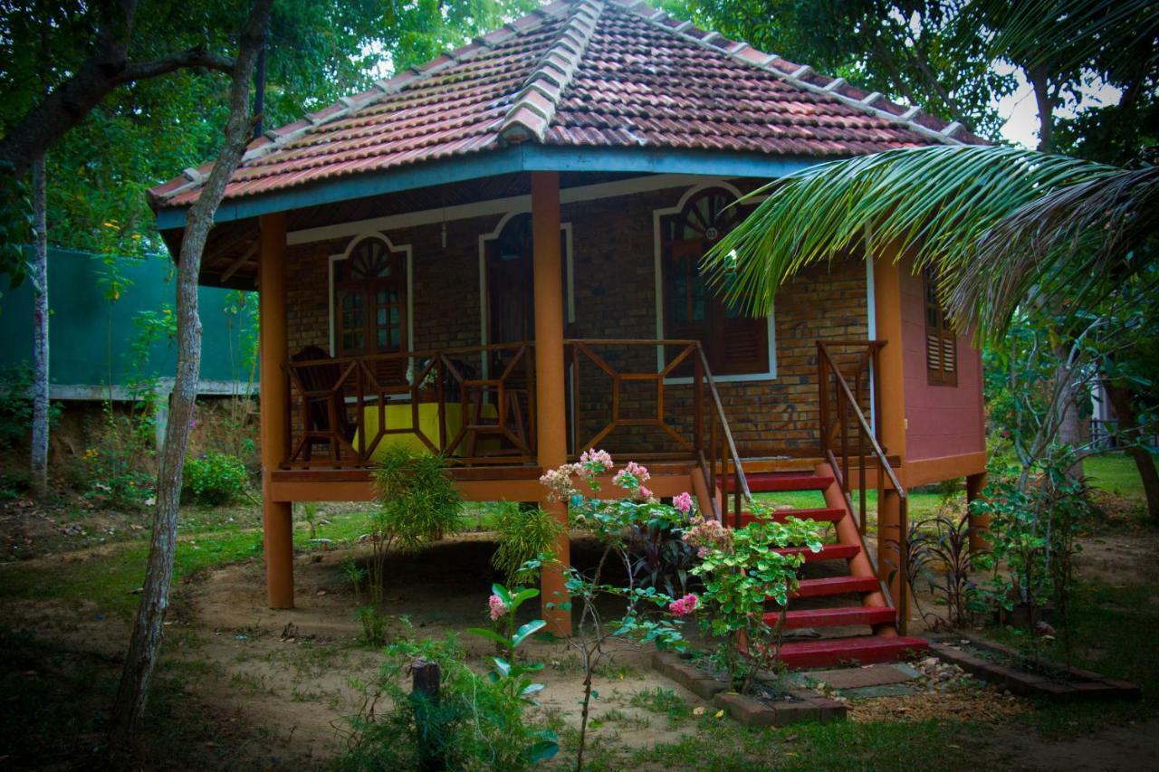 กรีน การ์เดน คาบานาส รีสอร์ต Hotel แทนกาลเล ภายนอก รูปภาพ